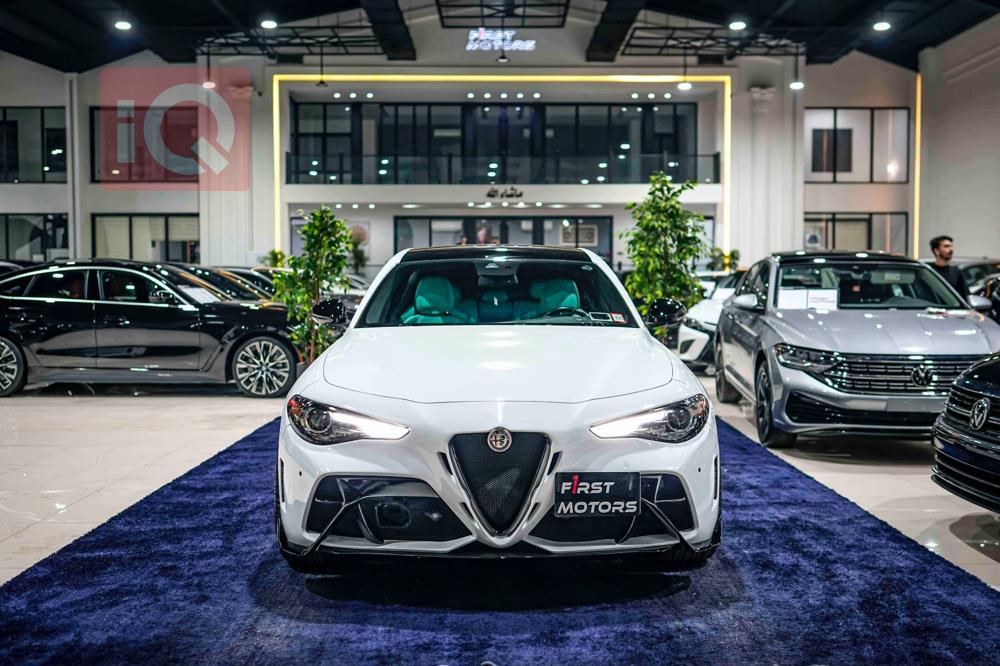 ئەلفا رۆمیۆ Giulia
